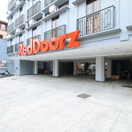 Mandaluyong Reddoorz Plus @ Jardin Suites Guadalupe Nuevo מראה חיצוני תמונה