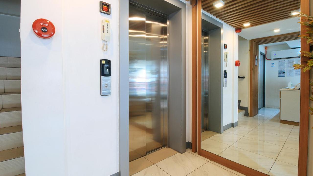 Mandaluyong Reddoorz Plus @ Jardin Suites Guadalupe Nuevo מראה חיצוני תמונה